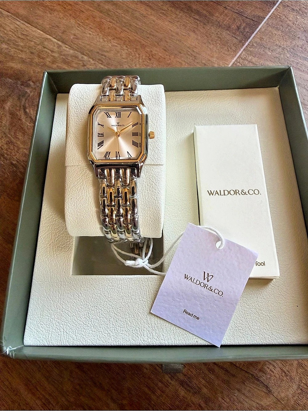 Waldor & Co. Herald 22 Formal. Watch Gold & Silver